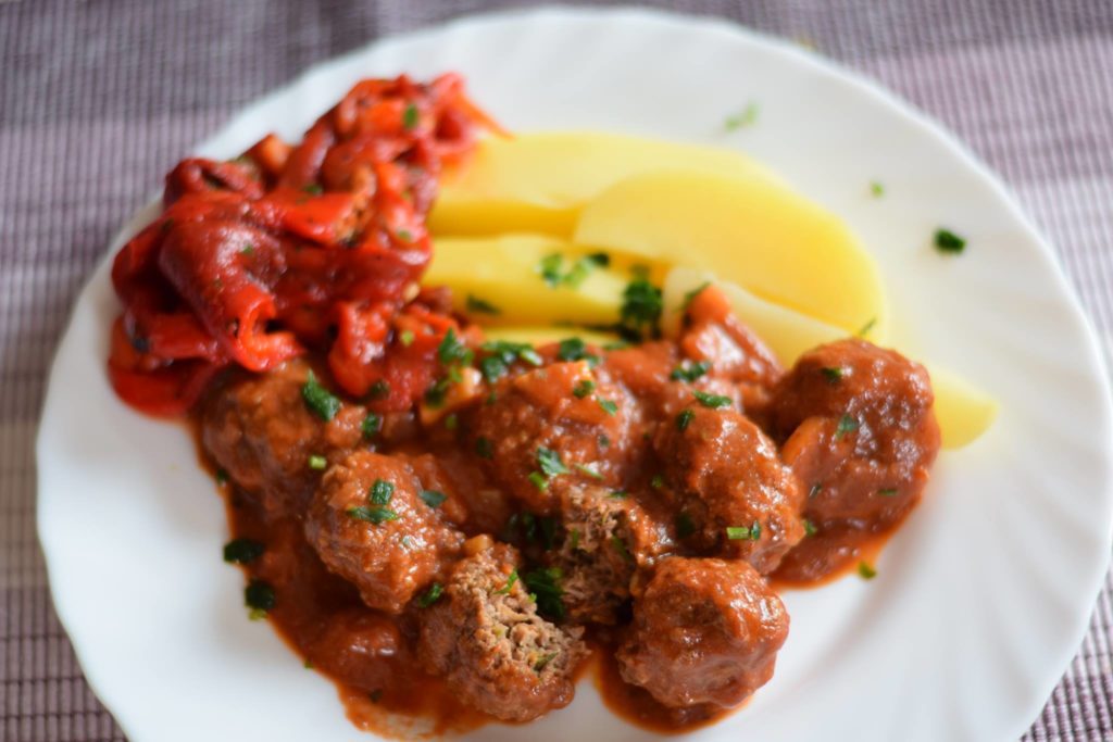 <span itemprop="name">Feelgood mesne kroglice s pastinakom</span>